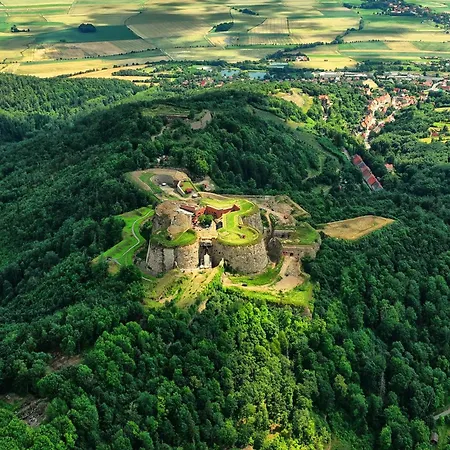 Hotel Twierdza Donżon Srebrna Góra