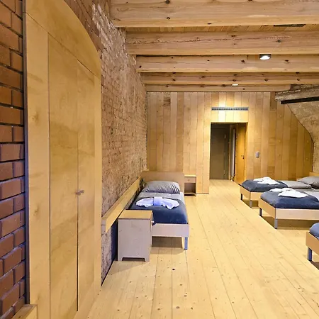 Twierdza Donżon Hotel Srebrna Góra