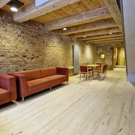 Hotel Twierdza Donżon *