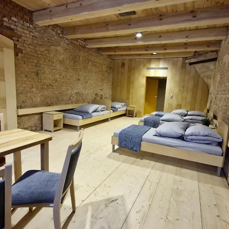 Hotel Twierdza Donżon Srebrna Góra