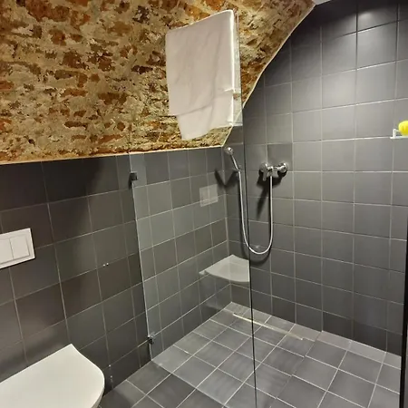 Twierdza Donzon 酒店 Srebrna Góra