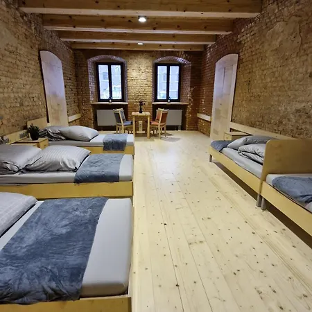 Hotel Twierdza Donżon Srebrna Góra