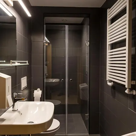 Hotel Twierdza Donżon *