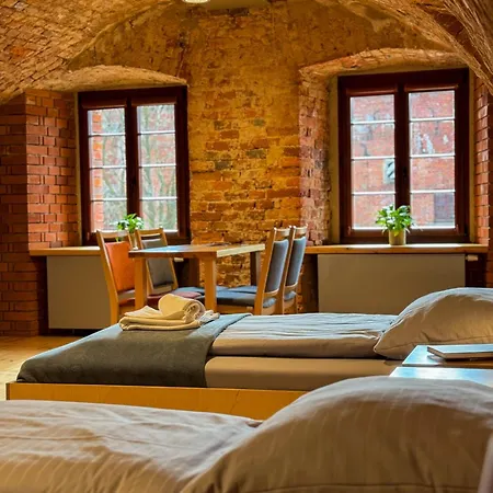 Twierdza Donżon Hotel Srebrna Góra