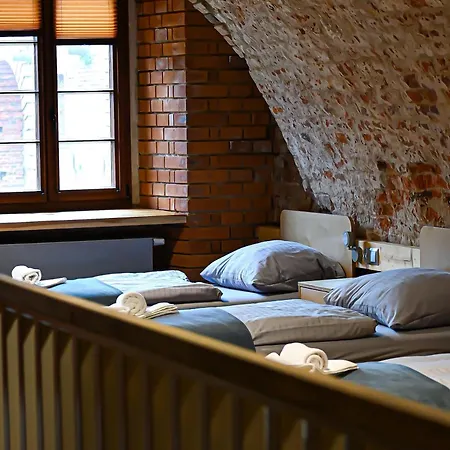 Hotel Twierdza Donzon Srebrna Gora