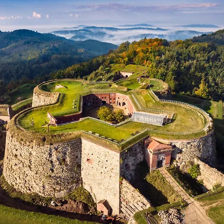 Hotel Twierdza Donżon Srebrna Góra