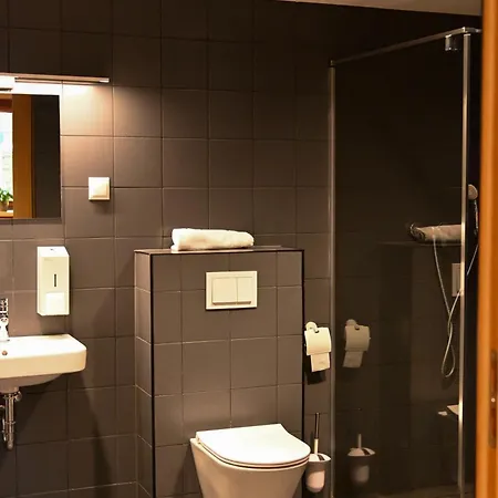 Hotel Twierdza Donzon Srebrna Gora