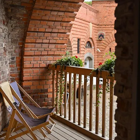 Hotel Twierdza Donżon Srebrna Góra