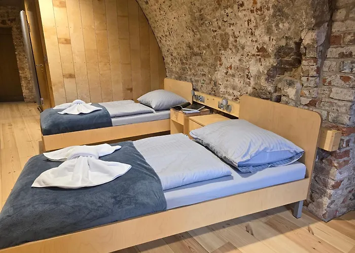 Twierdza Donzon Hotel *