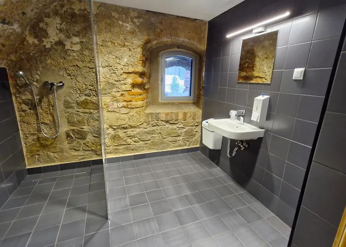 Hotel Twierdza Donzon