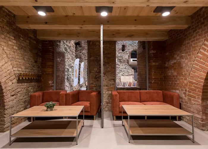 Hotel Twierdza Donzon Srebrna Gora