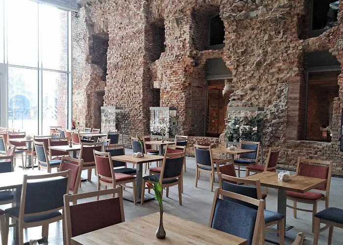 Twierdza Donzon Hotel Srebrna Góra