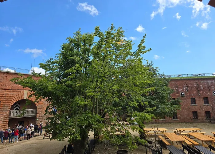 Hotel Twierdza Donzon